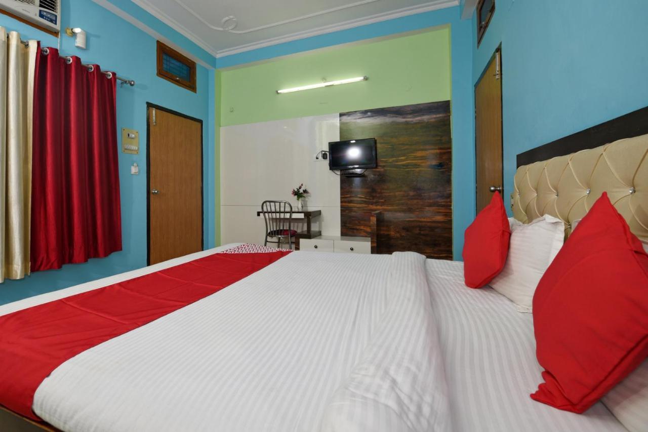 Oyo 4409 Hotel Chaitanya Inn Варанаси Екстериор снимка